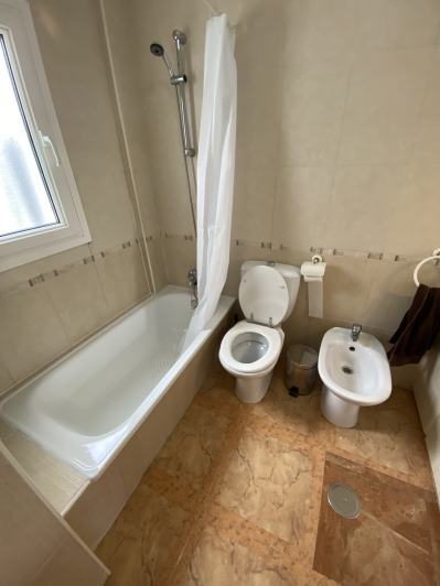 Image No.32-2 Bed Apartment for sale