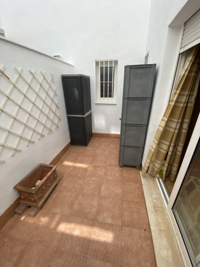 Image No.37-2 Bed Apartment for sale