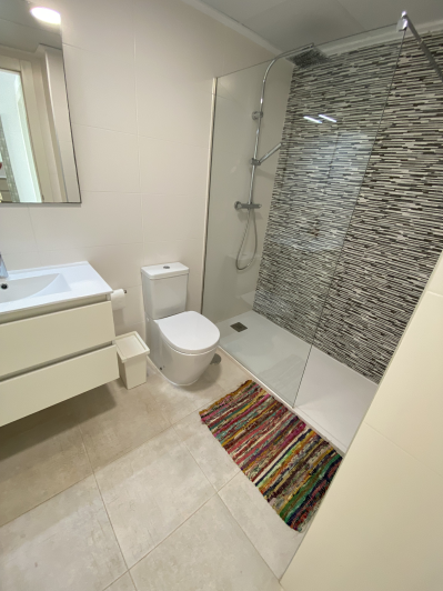 Image No.22-2 Bed Apartment for sale