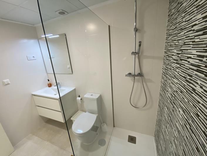 Image No.23-2 Bed Apartment for sale