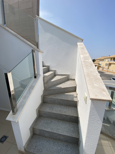 Image No.32-2 Bed Apartment for sale