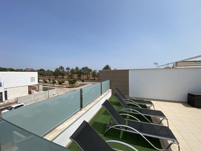 Image No.35-2 Bed Apartment for sale