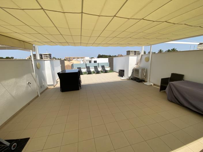 Image No.37-2 Bed Apartment for sale