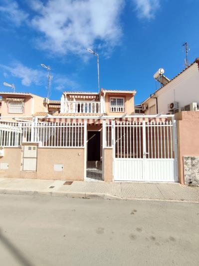 Image No.1-5 Bed House for sale