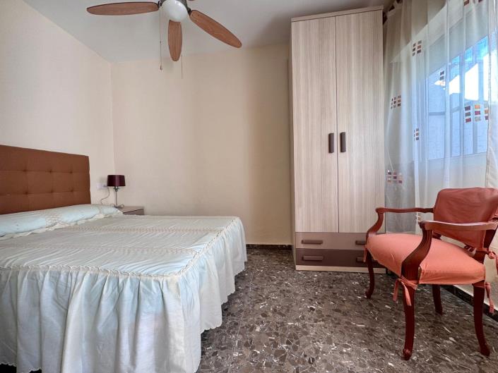 Image No.21-4 Bed House for sale