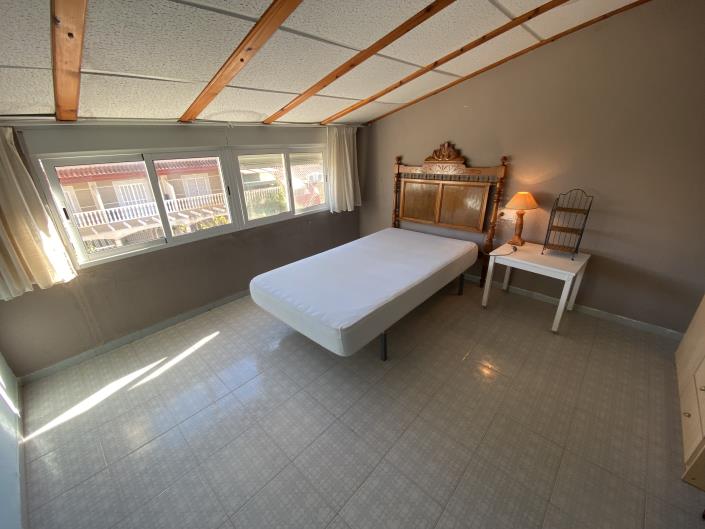 Image No.44-4 Bed Duplex for sale