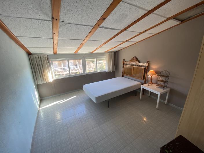 Image No.45-4 Bed Duplex for sale