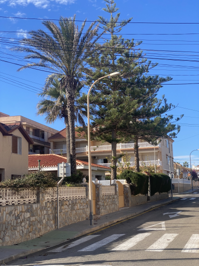 Image No.46-4 Bed Duplex for sale