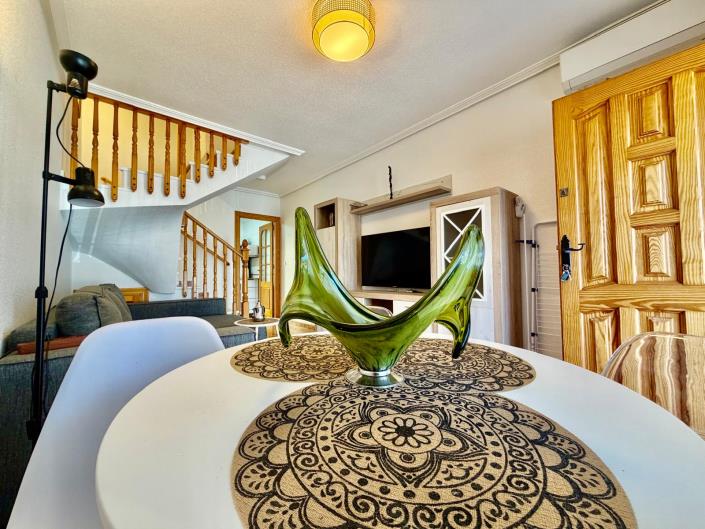 Image No.4-2 Bed Townhouse for sale