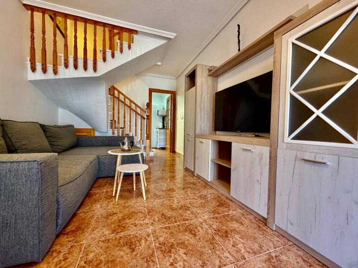 Image No.5-2 Bed Townhouse for sale