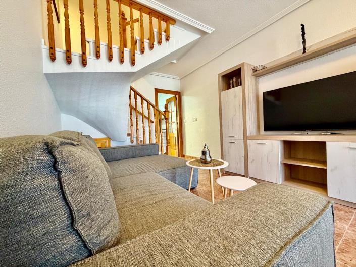 Image No.7-2 Bed Townhouse for sale