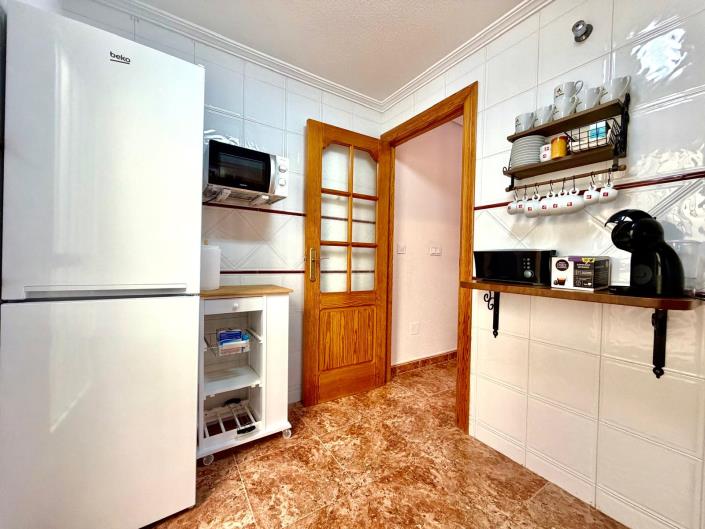 Image No.14-2 Bed Townhouse for sale