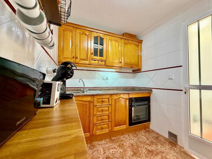 Image No.16-2 Bed Townhouse for sale