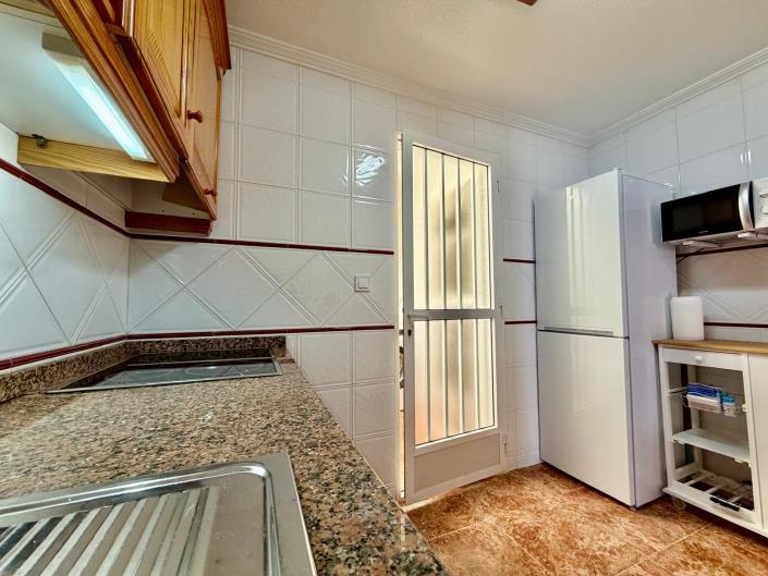 Image No.17-2 Bed Townhouse for sale