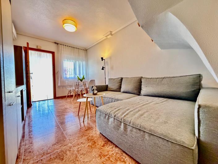 Image No.19-2 Bed Townhouse for sale