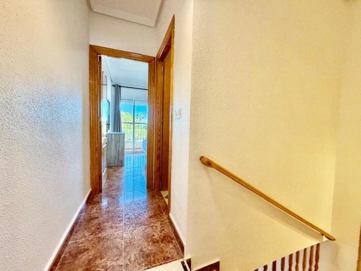 Image No.25-2 Bed Townhouse for sale