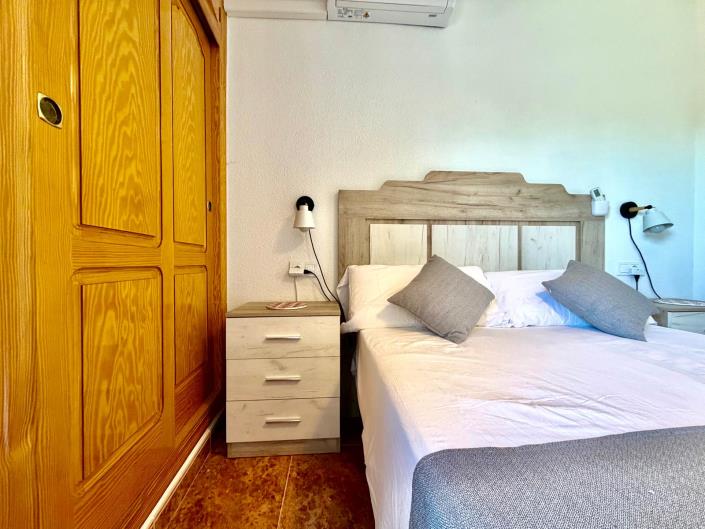 Image No.30-2 Bed Townhouse for sale