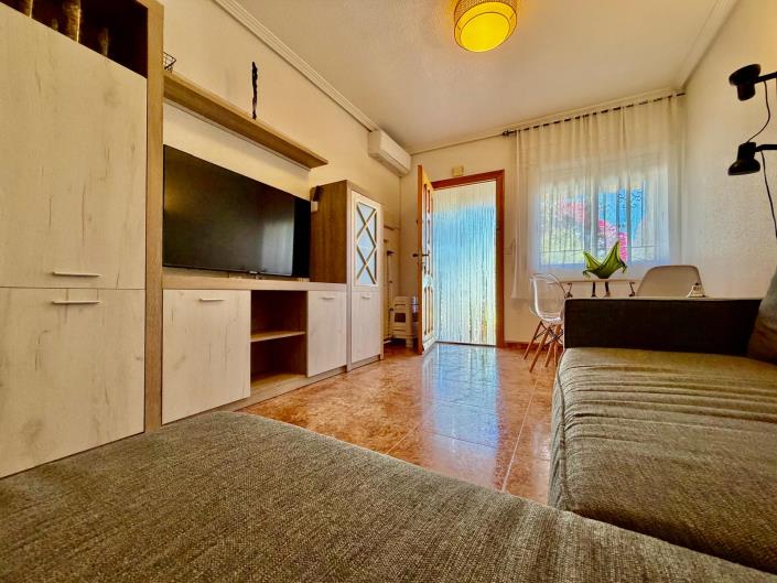 Image No.35-2 Bed Townhouse for sale