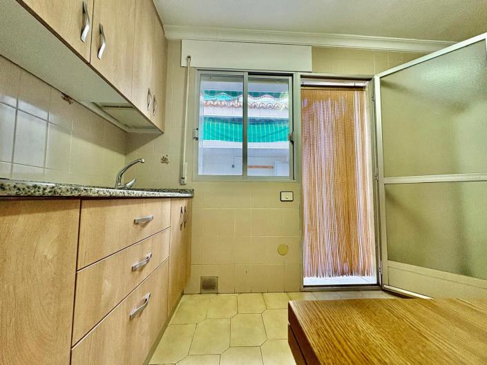 Image No.15-2 Bed Townhouse for sale