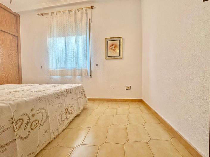 Image No.28-2 Bed Townhouse for sale