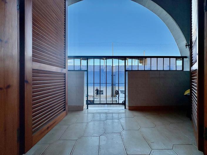 Image No.40-2 Bed Townhouse for sale