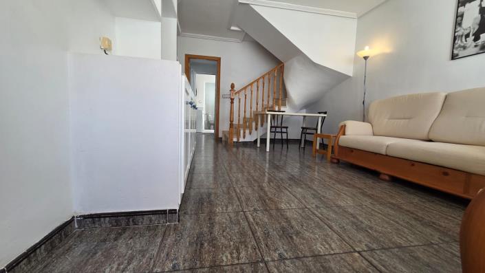 Image No.11-2 Bed Townhouse for sale