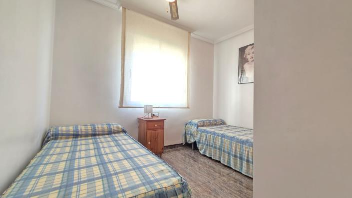 Image No.27-2 Bed Townhouse for sale