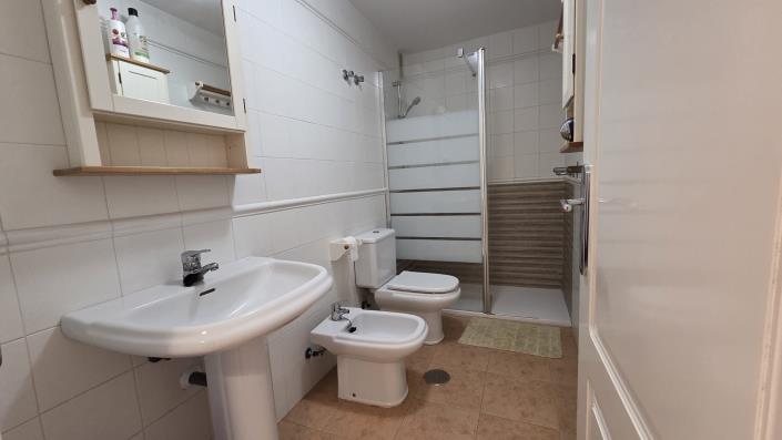 Image No.17-2 Bed Apartment for sale