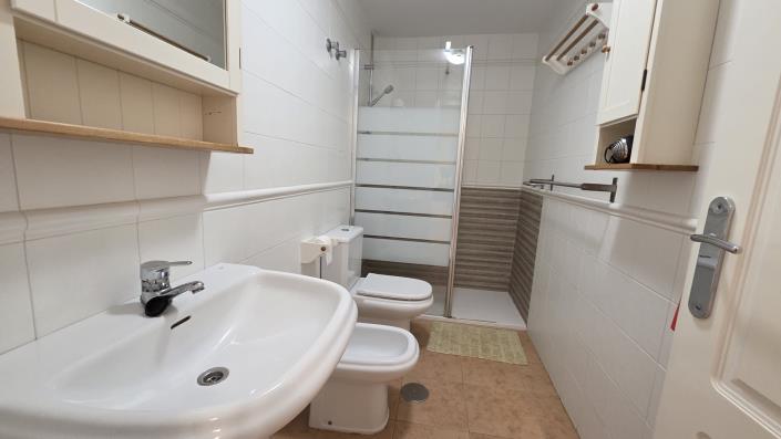 Image No.19-2 Bed Apartment for sale