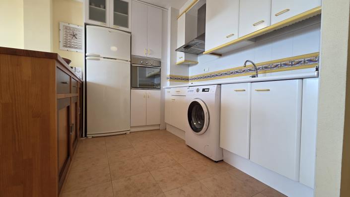 Image No.28-2 Bed Apartment for sale