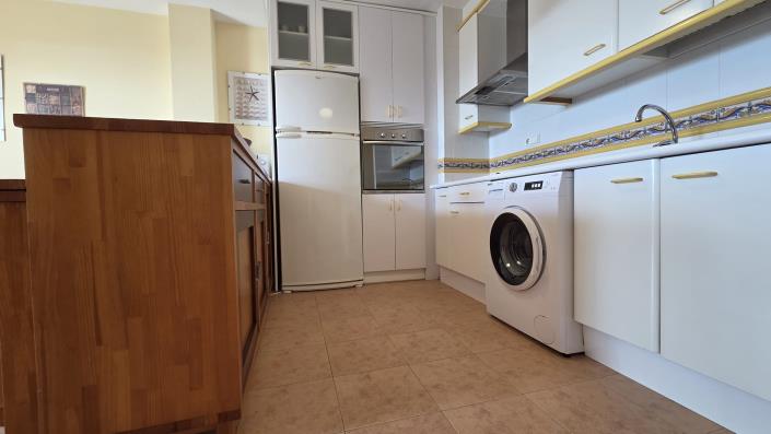 Image No.32-2 Bed Apartment for sale