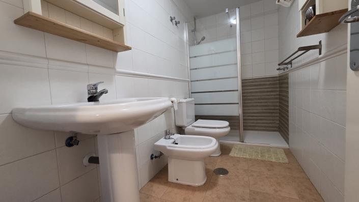 Image No.39-2 Bed Apartment for sale