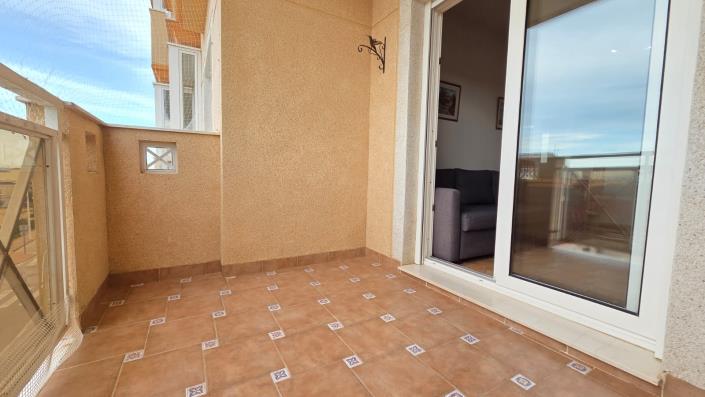 Image No.28-2 Bed Apartment for sale