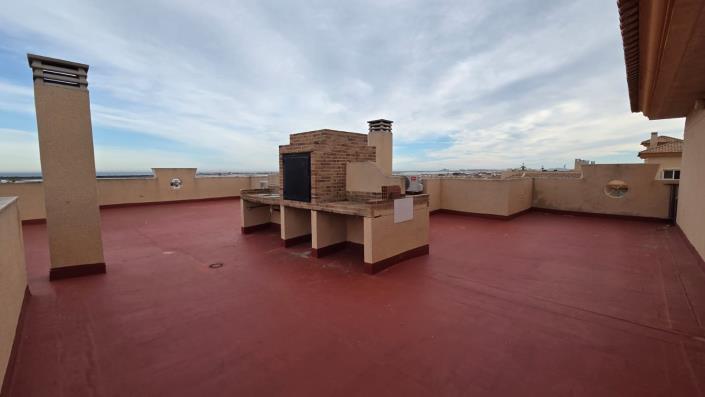 Image No.40-2 Bed Apartment for sale