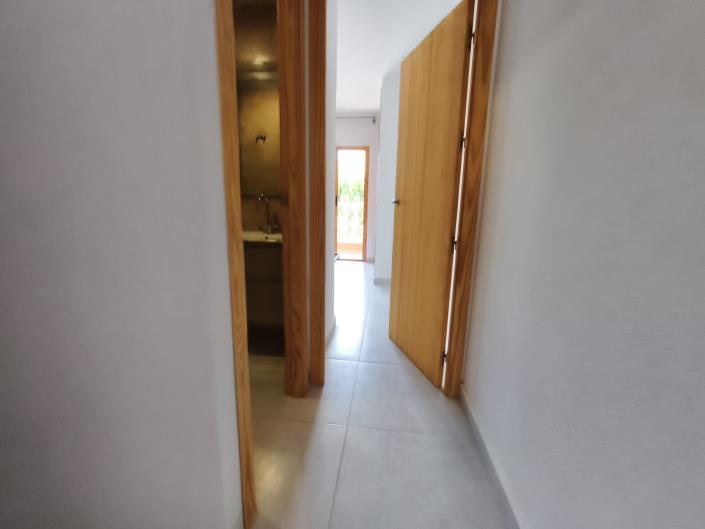 Image No.12-2 Bed Townhouse for sale