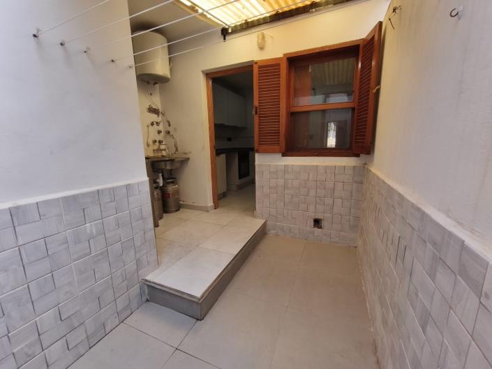 Image No.19-2 Bed Townhouse for sale