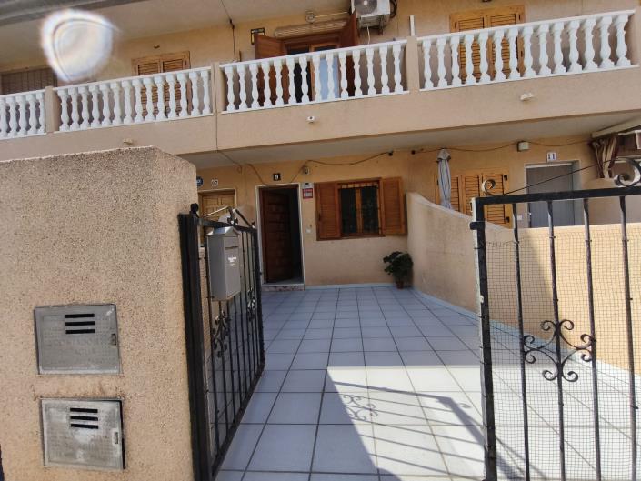 Image No.2-2 Bed Townhouse for sale