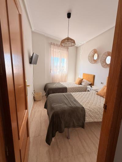 Image No.10-3 Bed Apartment for sale