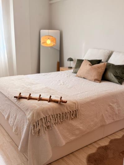 Image No.9-3 Bed Apartment for sale