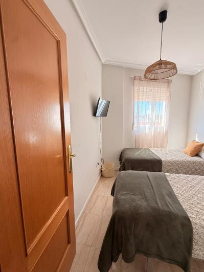 Image No.12-3 Bed Apartment for sale