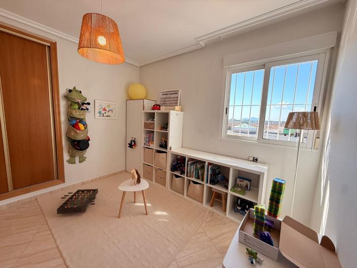 Image No.2-3 Bed Apartment for sale