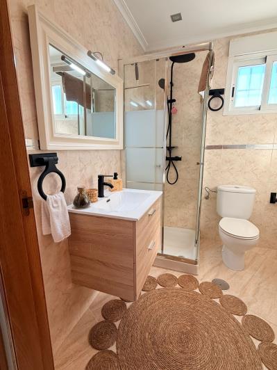 Image No.27-3 Bed Apartment for sale