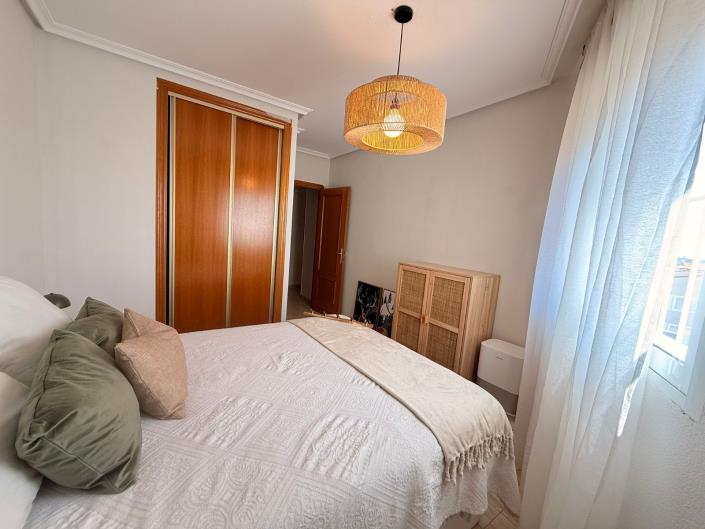 Image No.34-3 Bed Apartment for sale