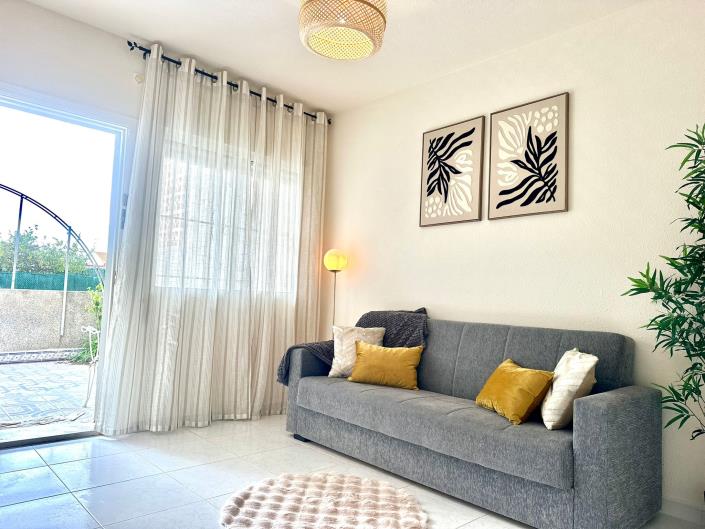 Image No.10-3 Bed Apartment for sale