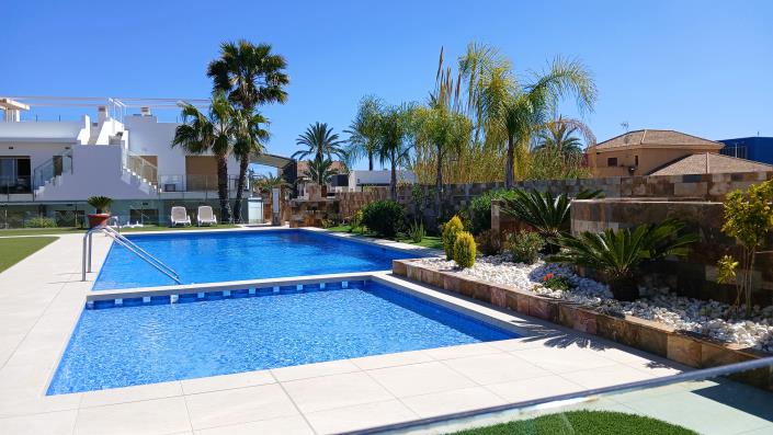 Image No.4-2 Bed Apartment for sale