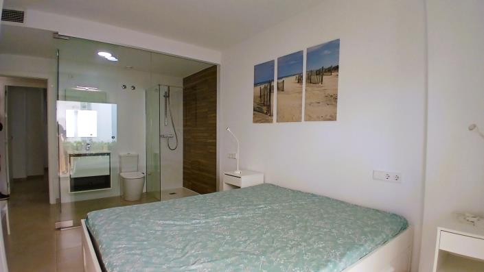 Image No.17-2 Bed Apartment for sale