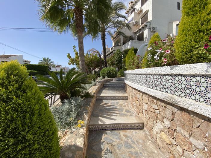 Image No.25-2 Bed Apartment for sale