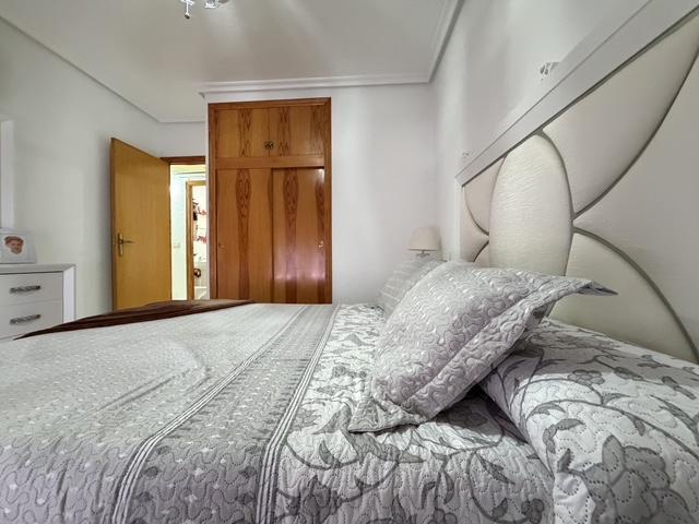 Image No.16-3 Bed Townhouse for sale