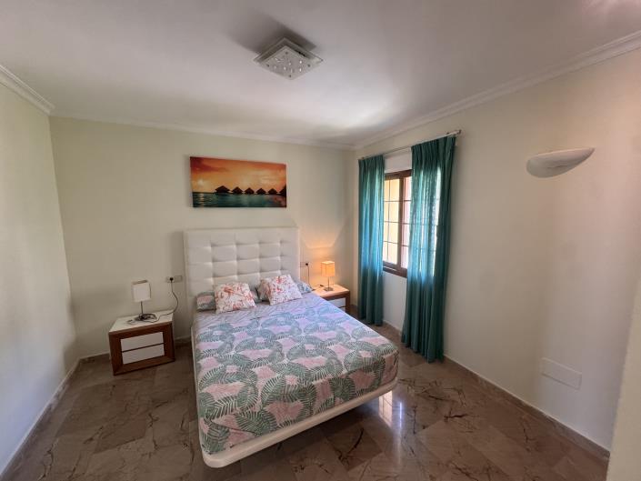Image No.33-4 Bed House/Villa for sale