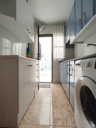 Image No.9-2 Bed Townhouse for sale